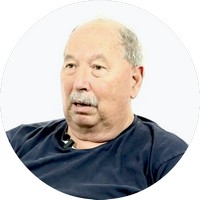Cullen Distinguished Professor of Economics, University of Houston; research fellow at the Hoover Institution, Stanford University